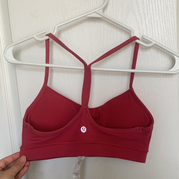 Lululemon sports bra size 6 - Picture 2 of 3